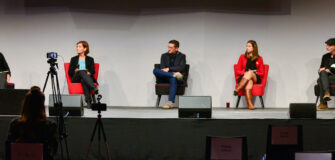 Volkshilfe Symposium, Gespräch mit Gästen auf dem Podium