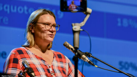 Karin Heitzmann auf der Bühne